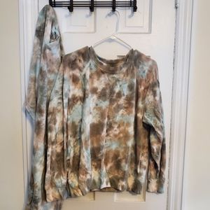 OLD NAVY TIE DYE SET Large crew neck sweatshirt & joggers